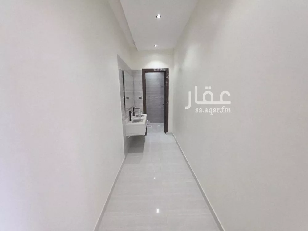 5 bedroom duplex in Okaz 16