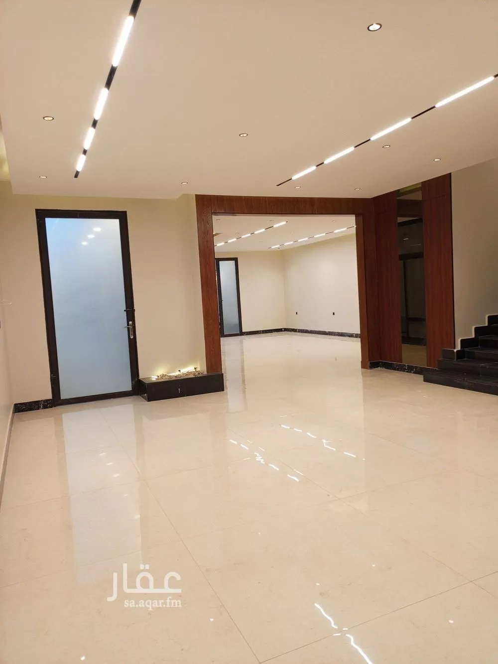 5 bedroom villa in Al Narjis 6