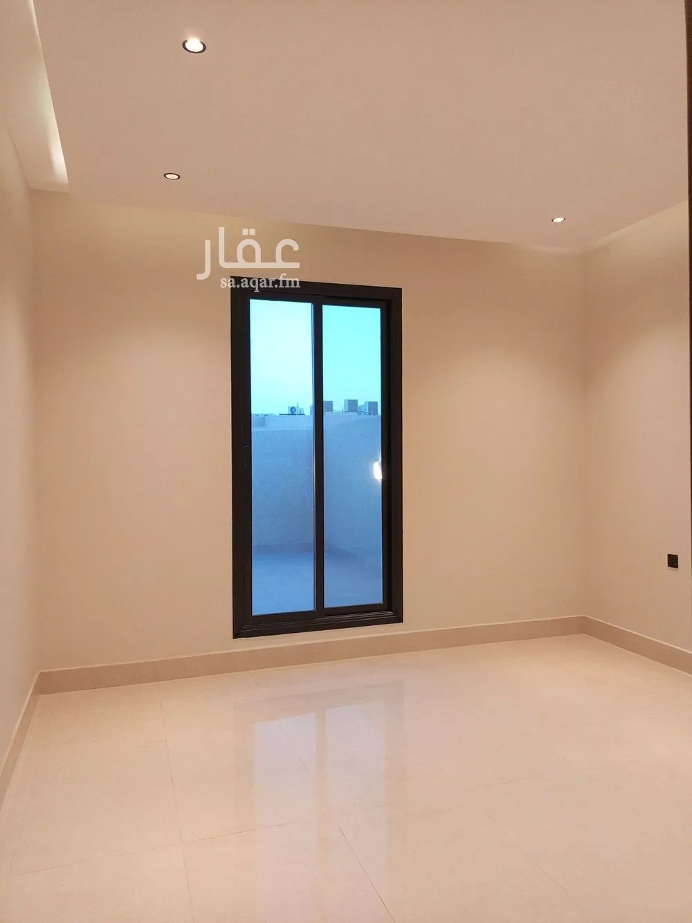 5 bedroom villa in Al Narjis 8