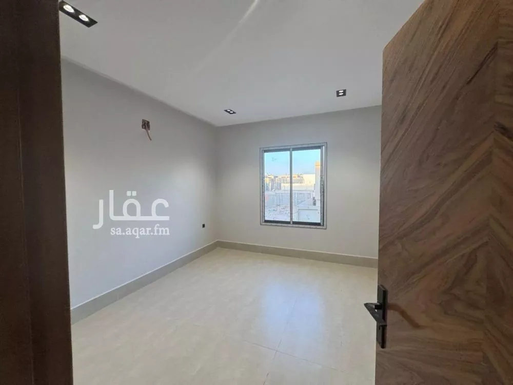 دوبلكس 5 غرف في عكاظ 5