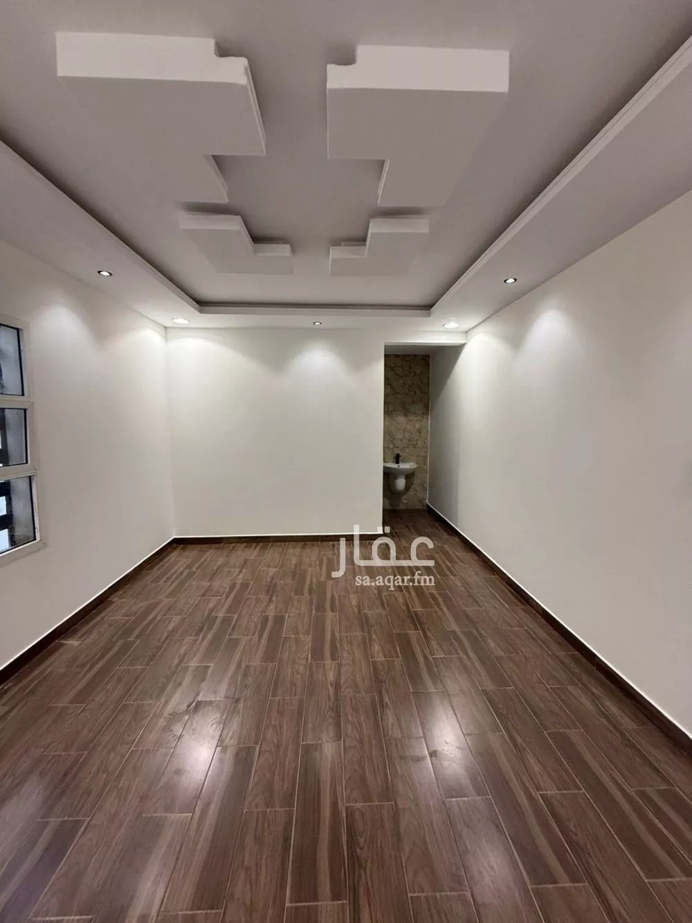 فيلا 6 غرف في طويق 8