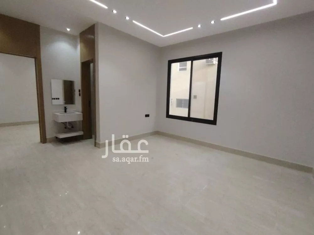 5 bedroom villa in Tuwaiq 11
