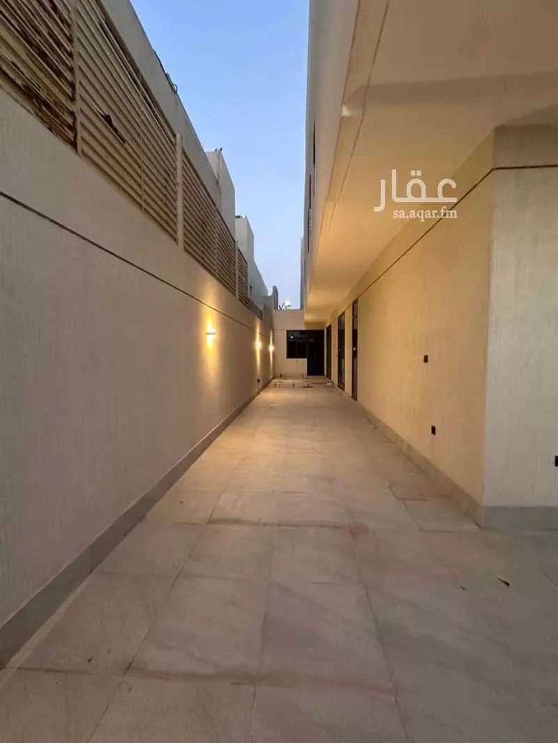 4 bedroom villa in Al Khalidiyah Ash Shamaliyah 7