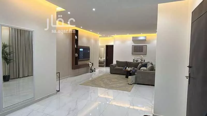 فيلا 5 غرف في الجنادرية 6