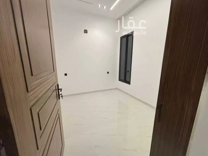 شقة 3 غرف في الرمال 4