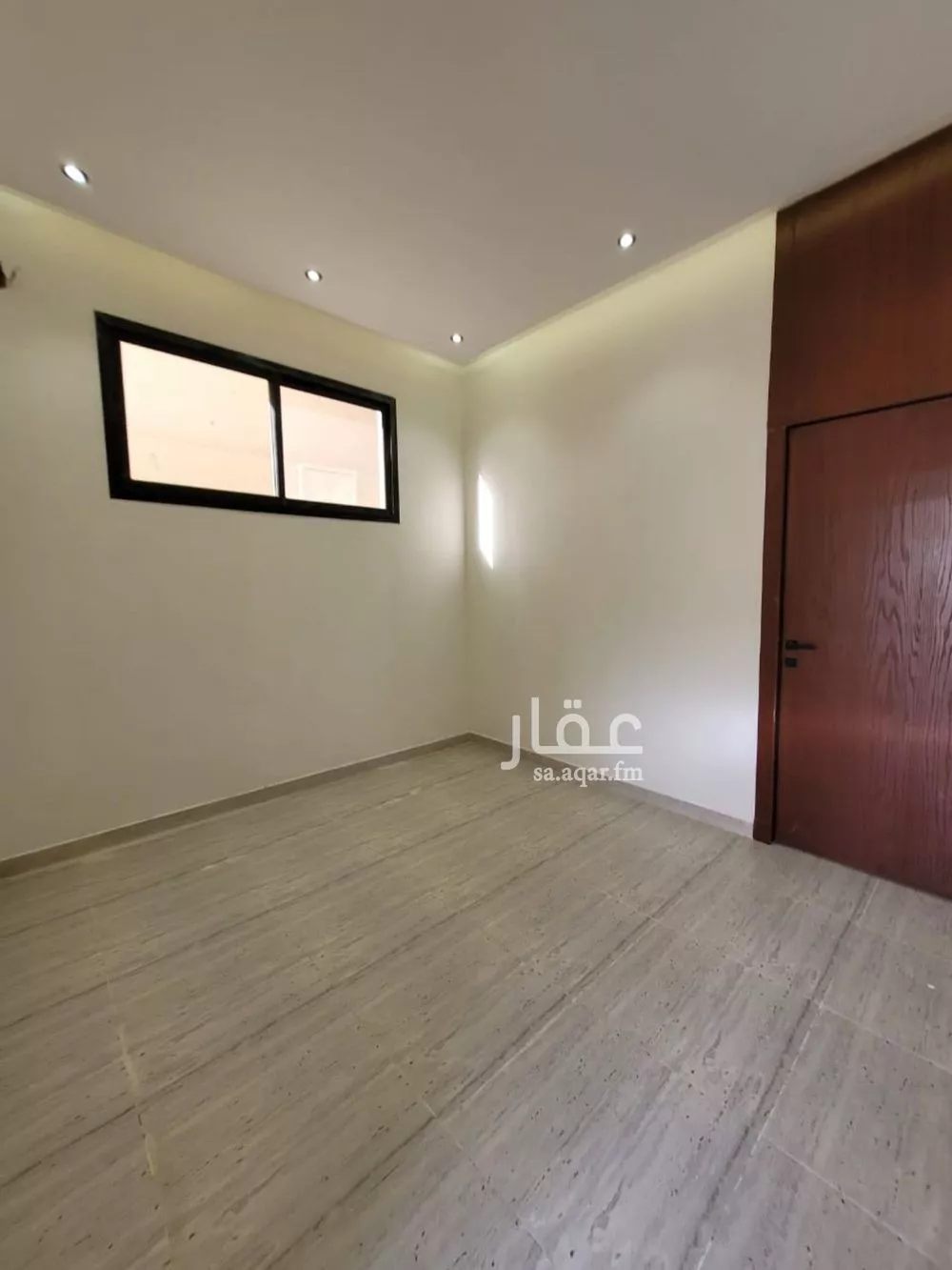 فيلا 5 غرف في طويق 7