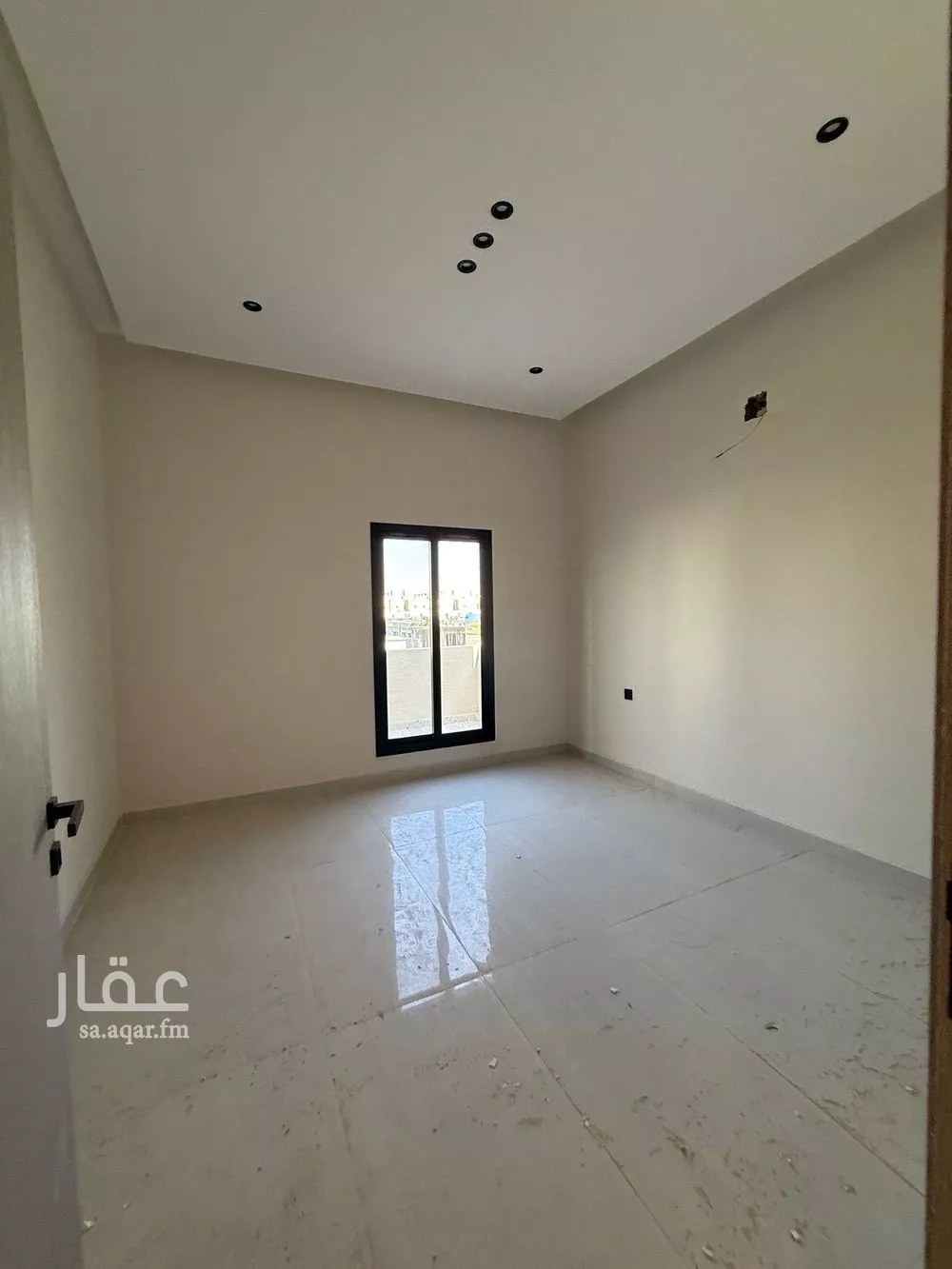 فيلا 5 غرف في الرمال 13