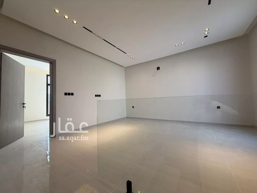 فيلا 5 غرف في الرمال 25