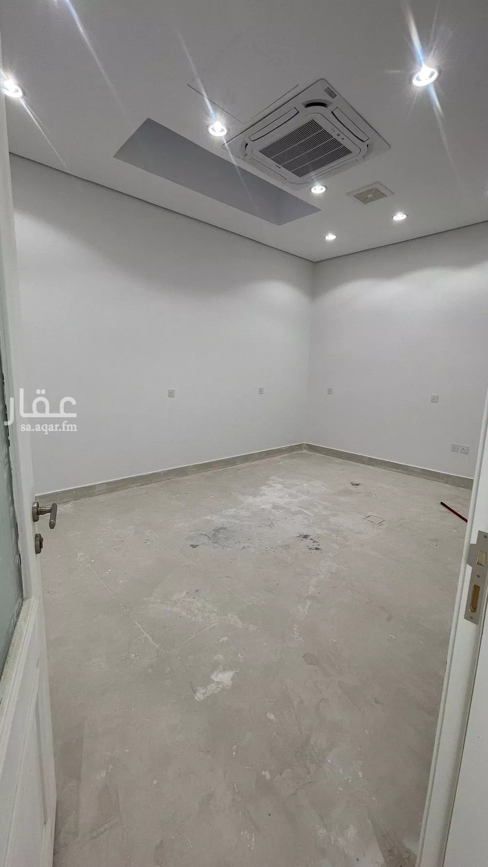 5 bedroom villa in Al Mahdiyyah 13