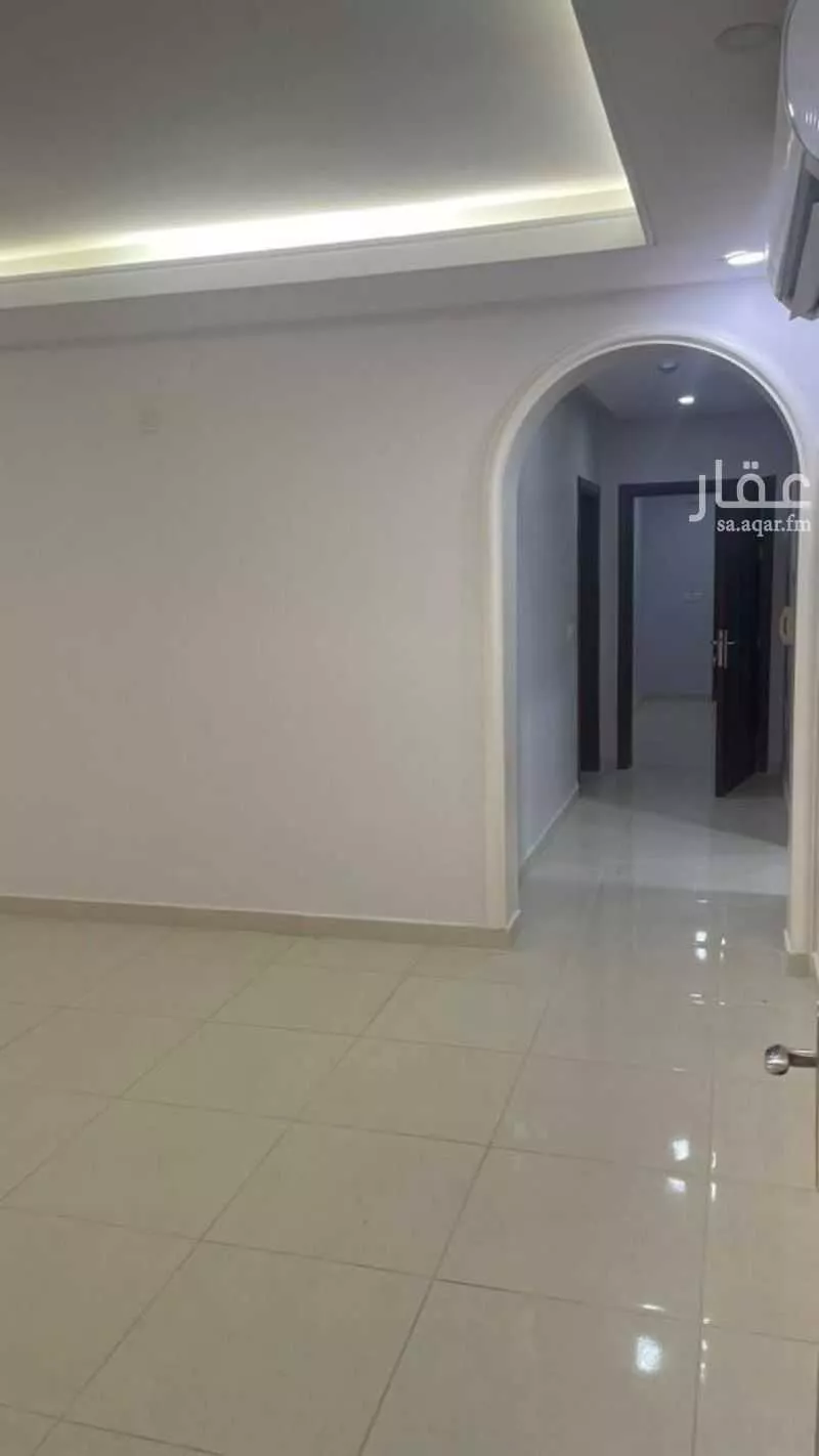 5 bedroom apartment in Al Khatim 3
