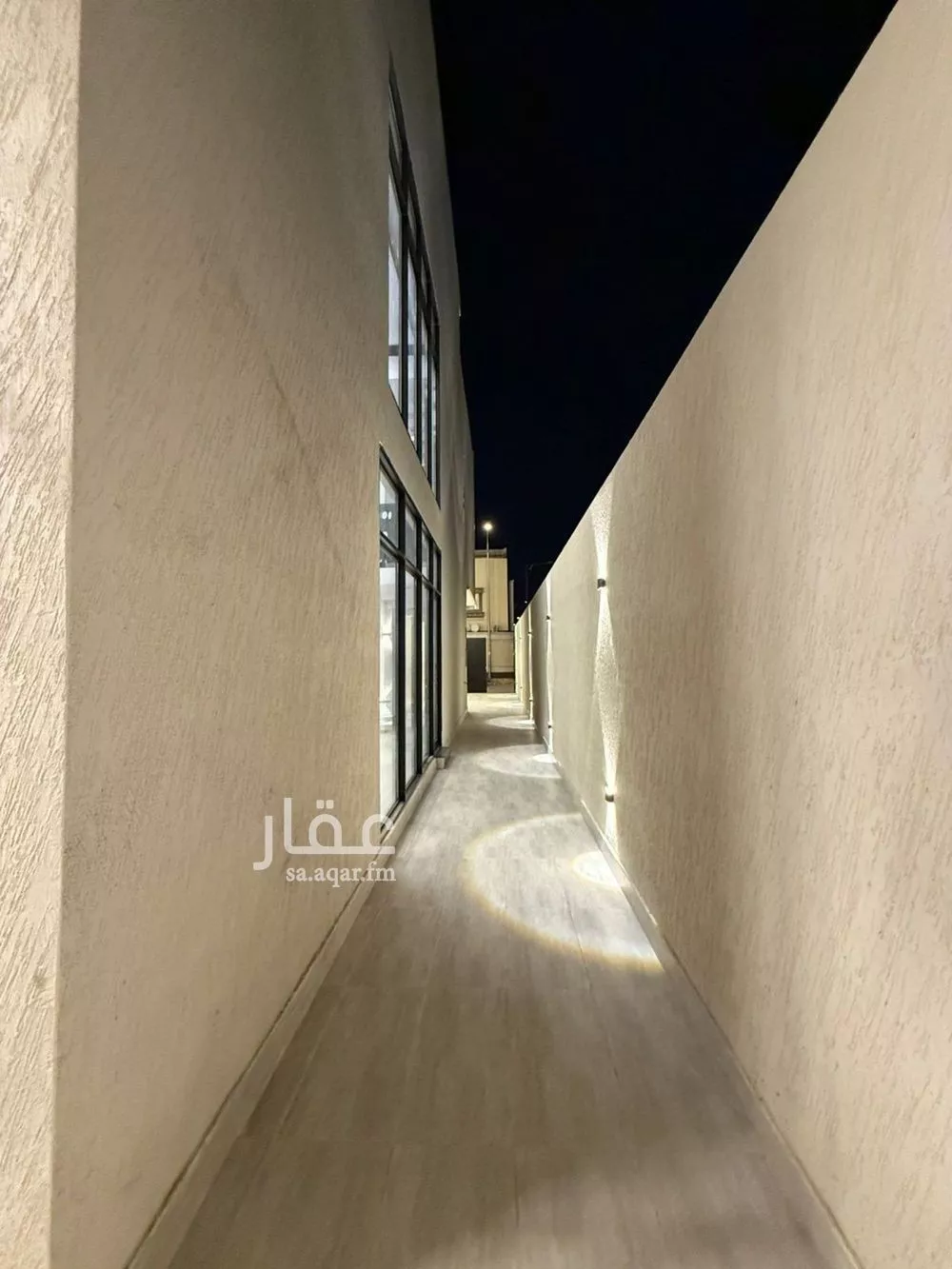شقة 4 غرف في العارض 20