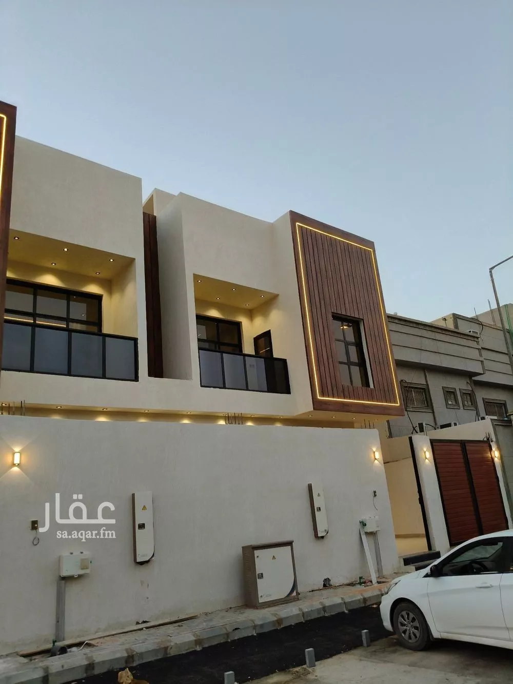 فيلا 5 غرف في العريجاء الوسطى 8