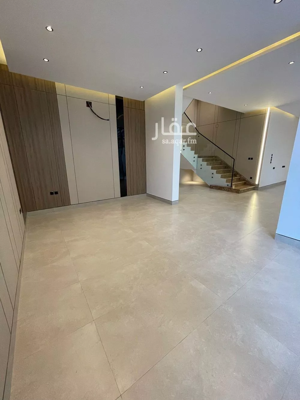 6 bedroom villa in Al Mahdiyyah 11