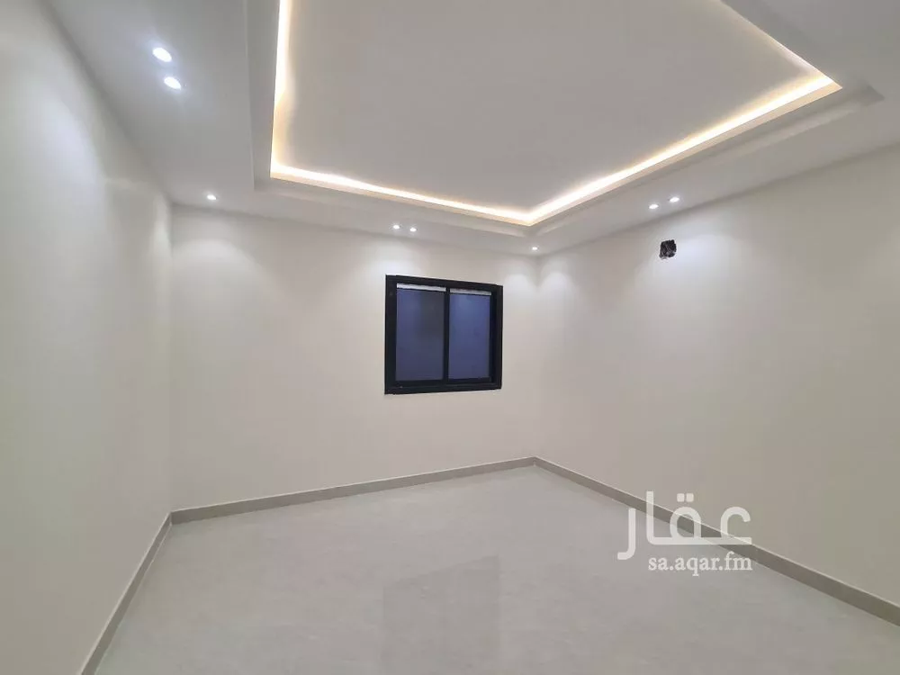 فيلا 5 غرف في بدر 12