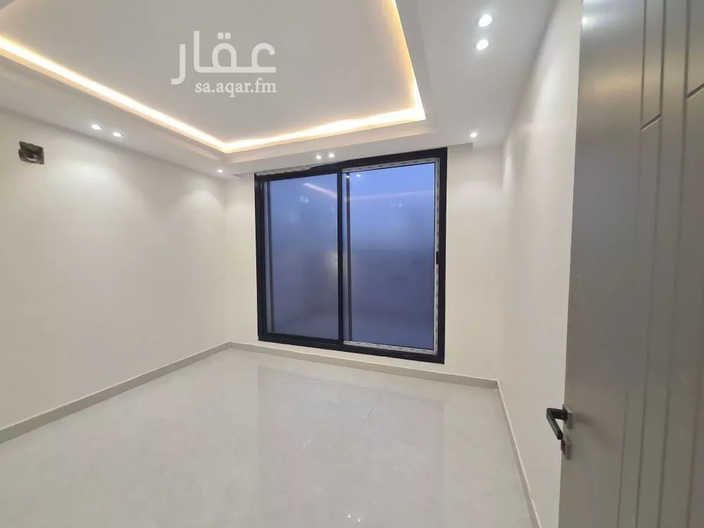 فيلا 5 غرف في بدر 13