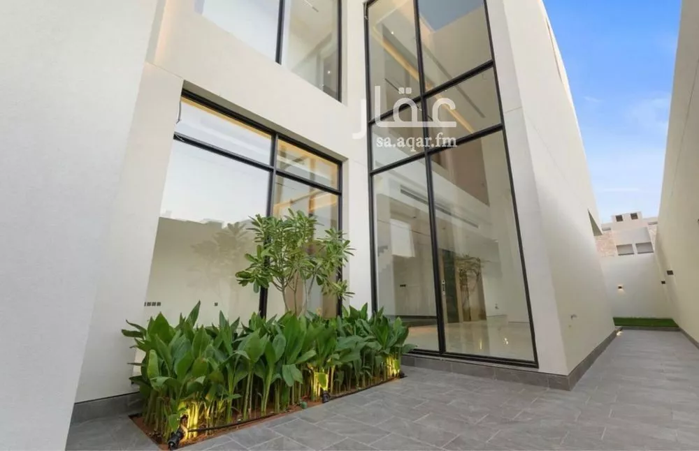 4 bedroom villa in Al Narjis 11
