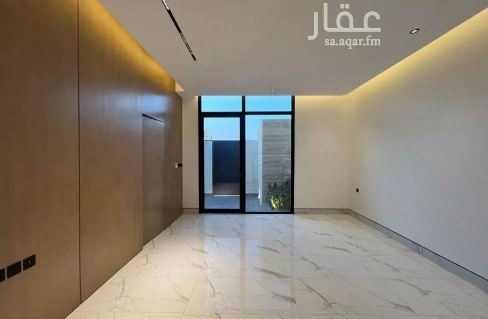 4 bedroom villa in Al Narjis 18
