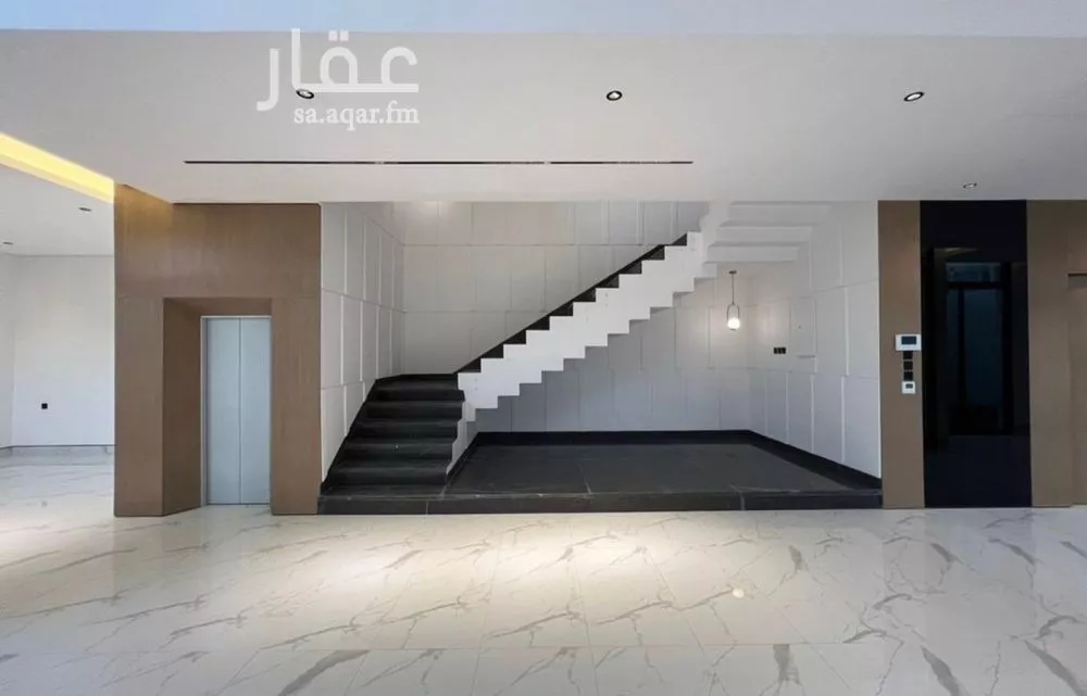 4 bedroom villa in Al Narjis 6