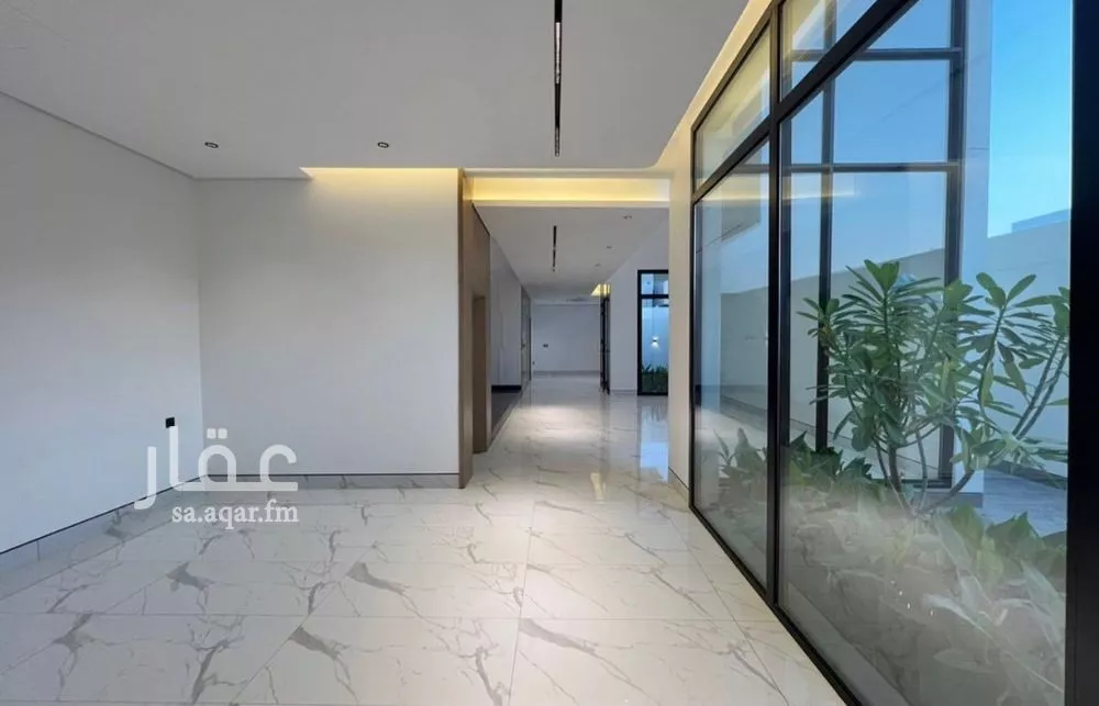 4 bedroom villa in Al Narjis 9