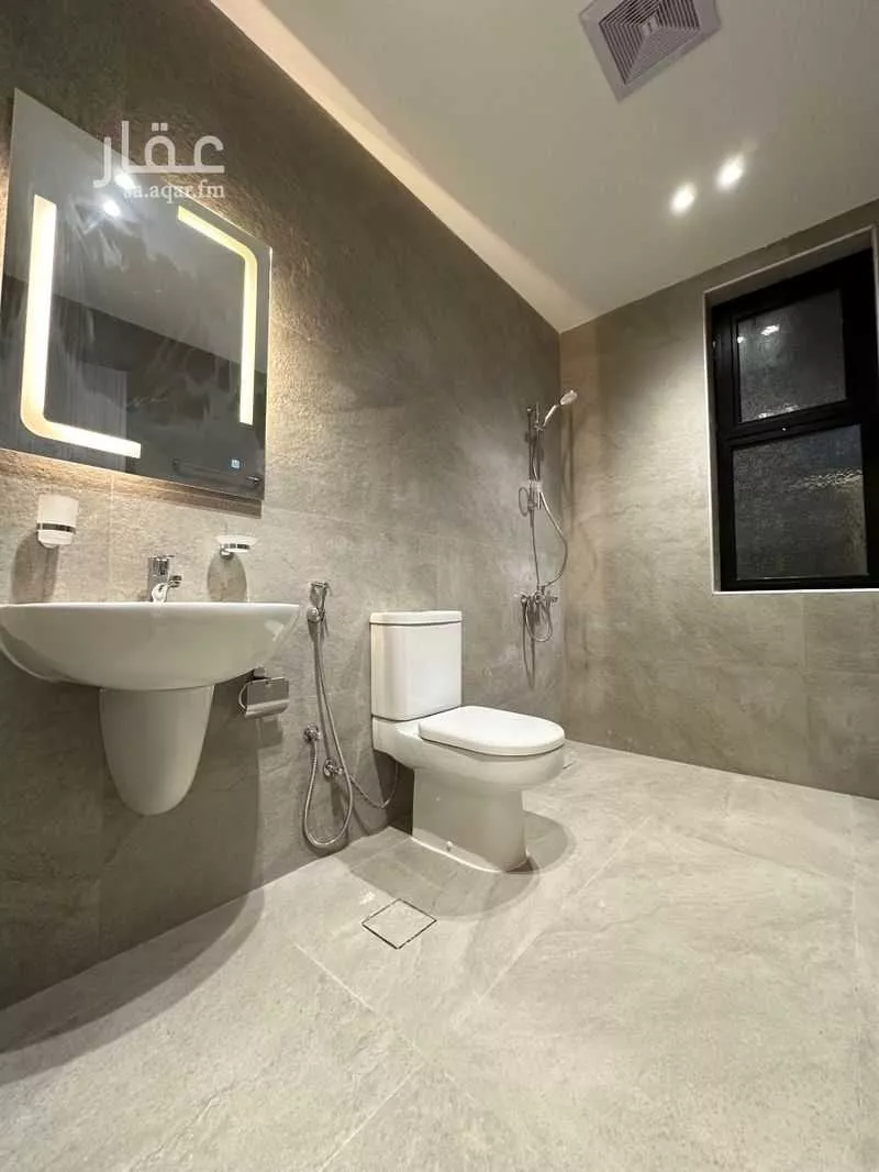 4 bedroom apartment in Bani Harithah 9