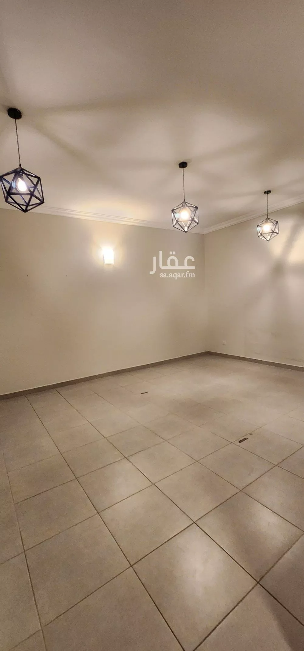 دور 3 غرف في العارض 5
