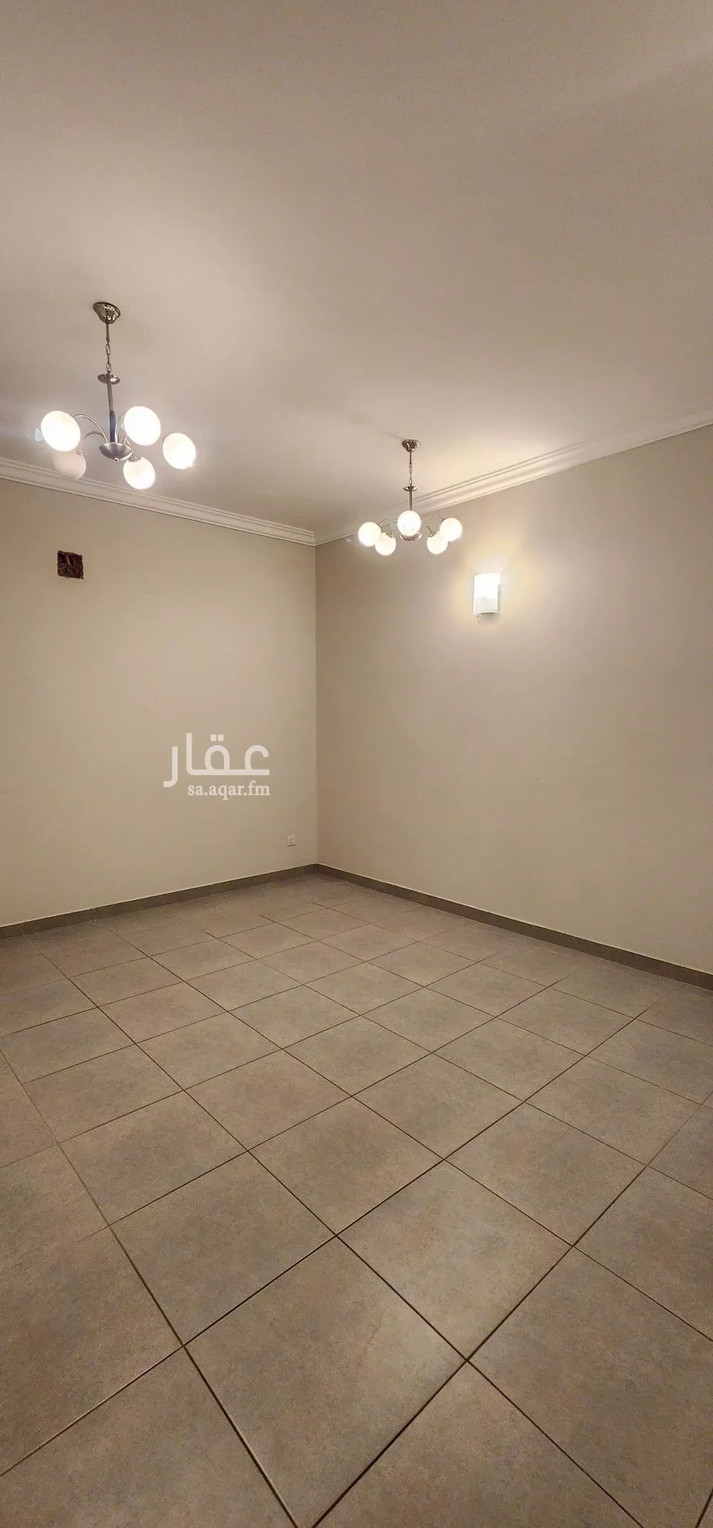 دور 3 غرف في العارض 7