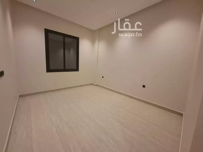شقة 3 غرف في إشبيلية 2