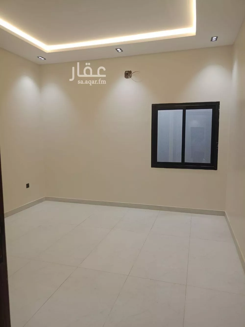 4 bedroom villa in Al Janadriyah 2