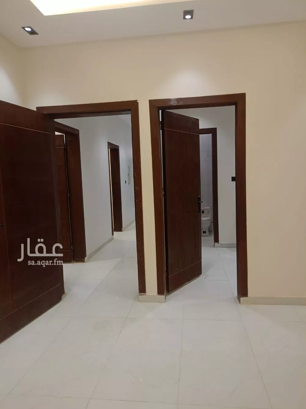4 bedroom villa in Al Janadriyah 12