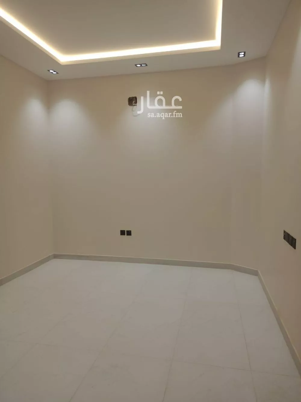 4 bedroom villa in Al Janadriyah 3