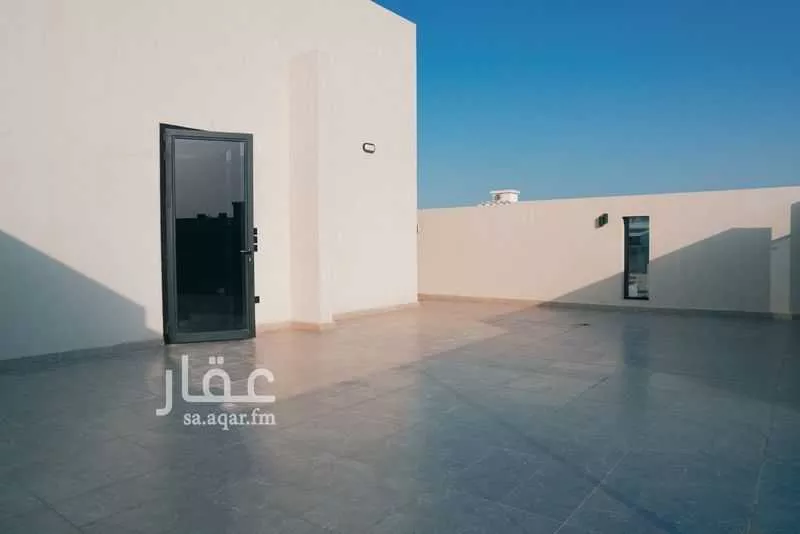 فيلا 4 غرف في الشراع 21