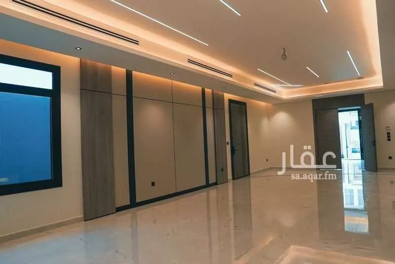 فيلا 4 غرف في الشراع 22