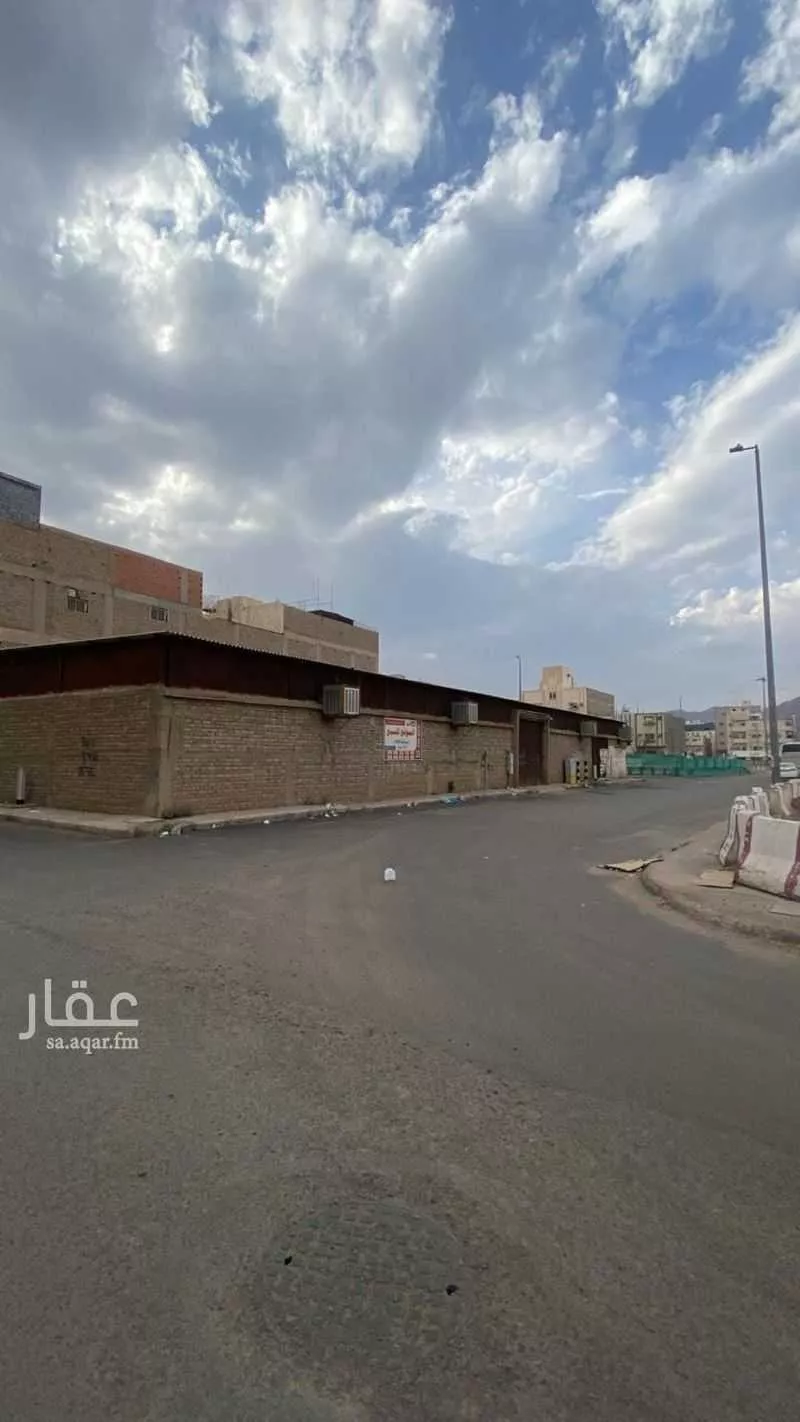 أرض 900 م² في بني عبدالاشهل 3