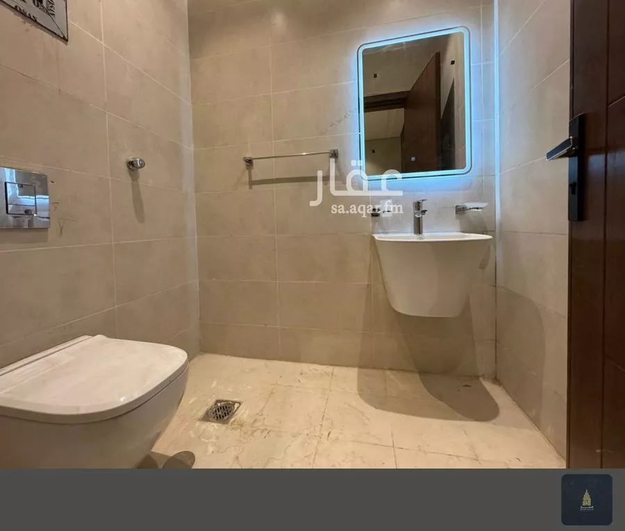 8 bedroom villa in Al Nawariyyah 4
