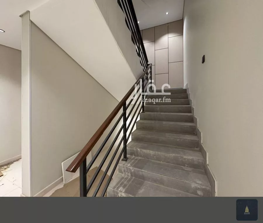 8 bedroom villa in Al Nawariyyah 5