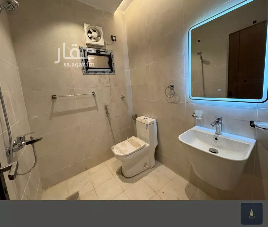 8 bedroom villa in Al Nawariyyah 10