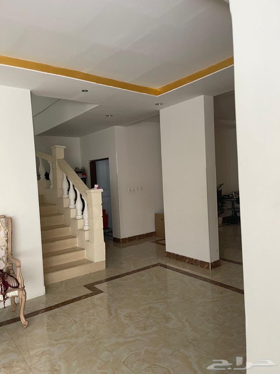 12 bedroom villa in Al Awali 4