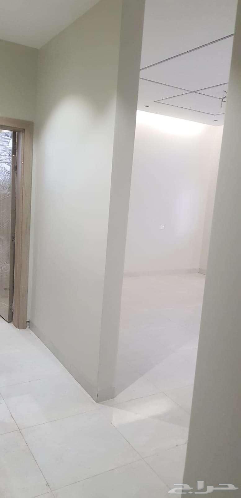 شقة 4 غرف في الرانوناء 7