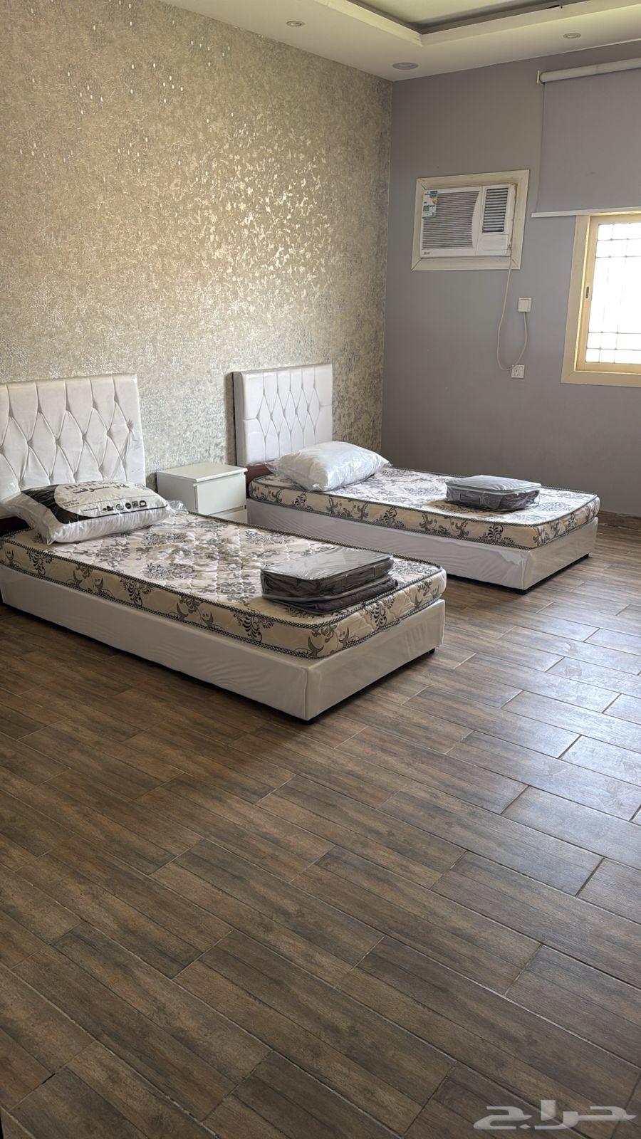3 bedroom apartment in Al Difa 5