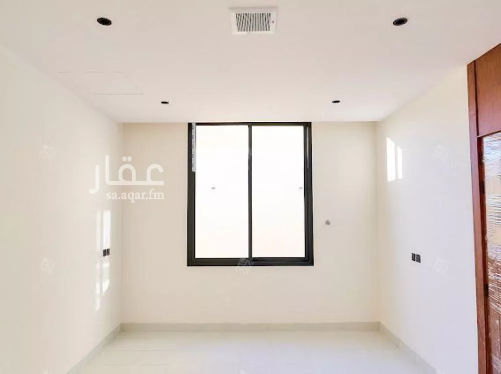فيلا 4 غرف في المهدية 13