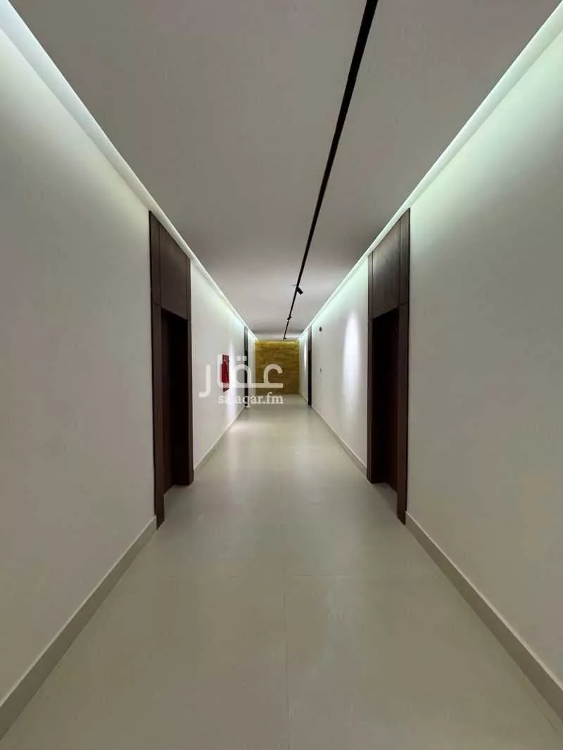 عمارة 818 م² في النرجس 2