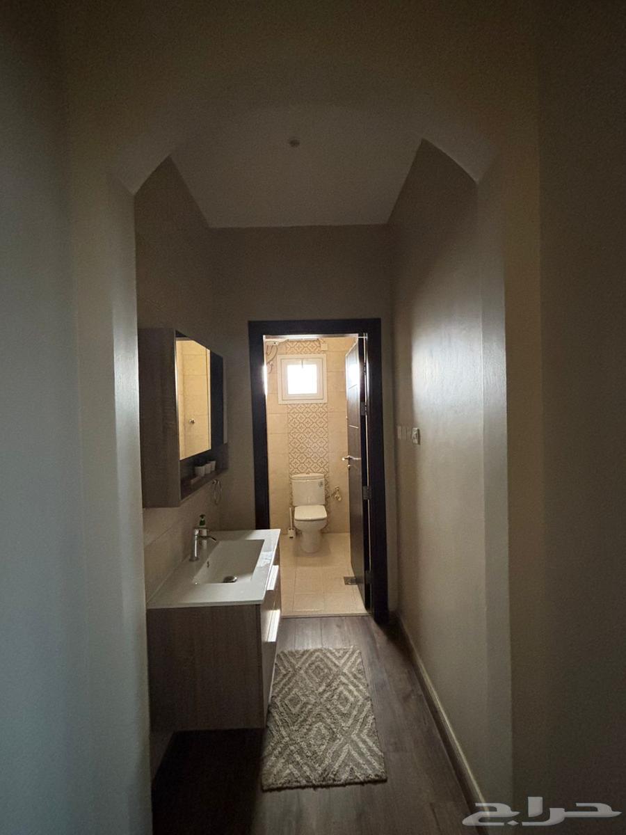 5 bedroom apartment in Al Difa, Madinah 9