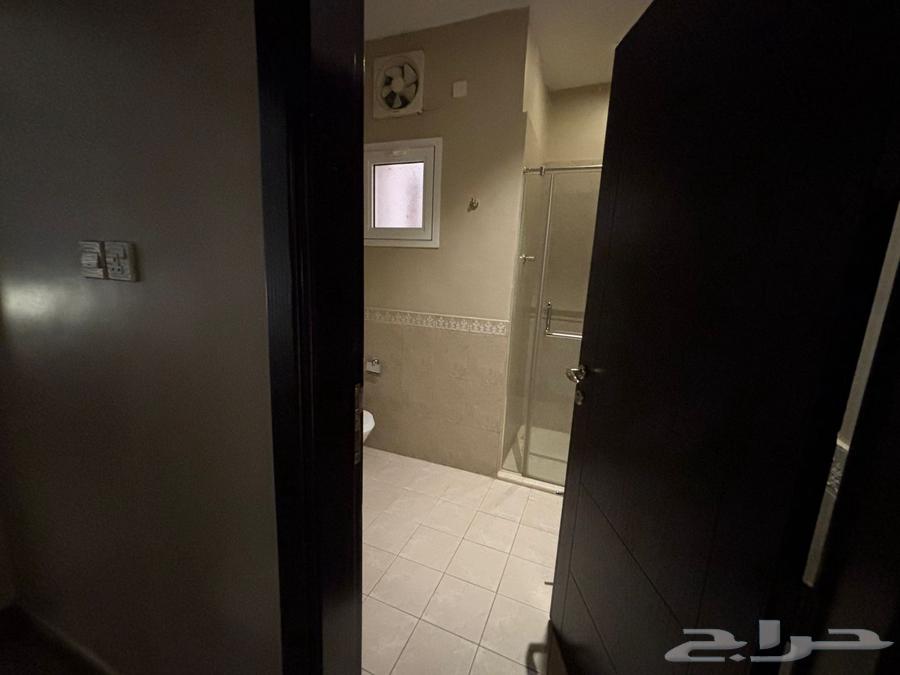 5 bedroom apartment in Al Difa, Madinah 5