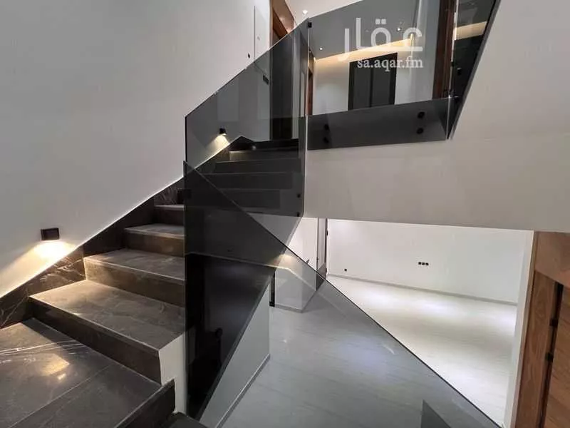 6 bedroom villa in Al Safa 10