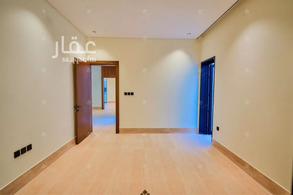 5 bedroom villa in Al Mahdiyyah 25