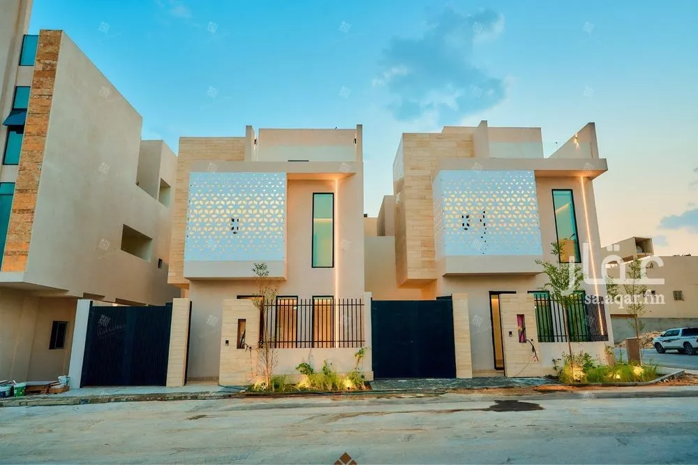 5 bedroom villa in Al Mahdiyyah 9