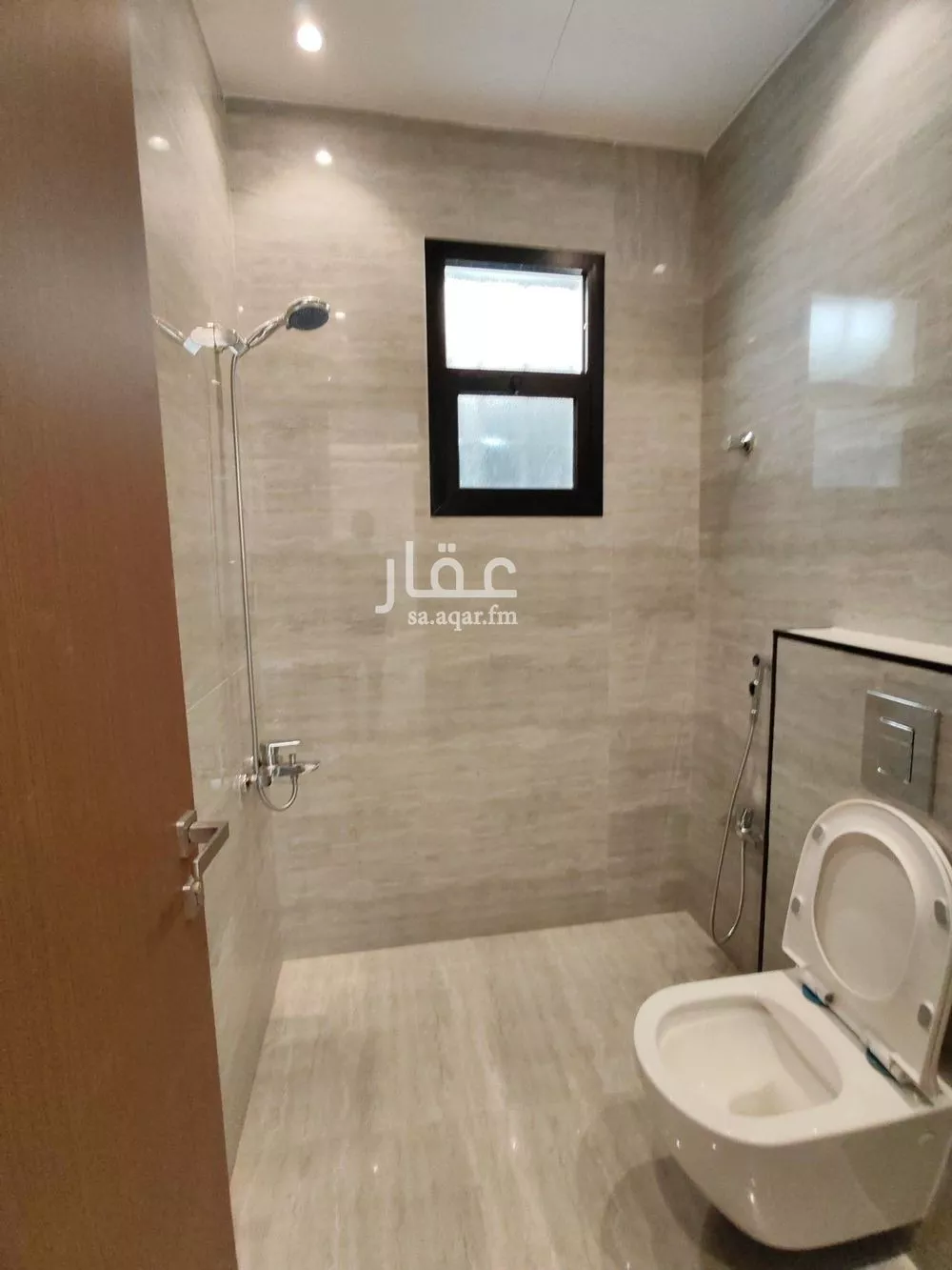 6 bedroom villa in Al Rimal 19