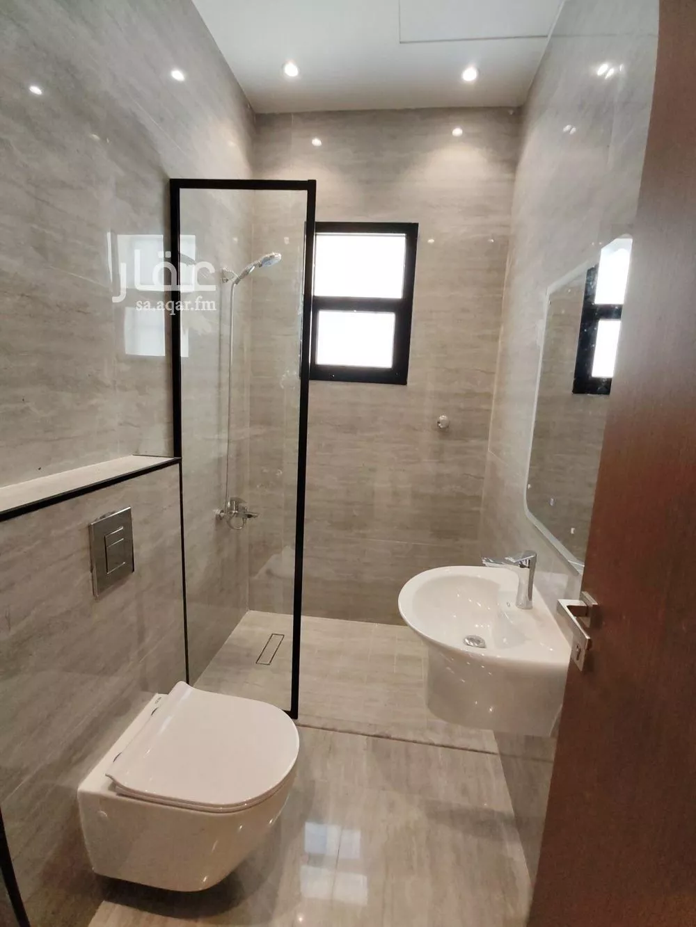 6 bedroom villa in Al Rimal 28