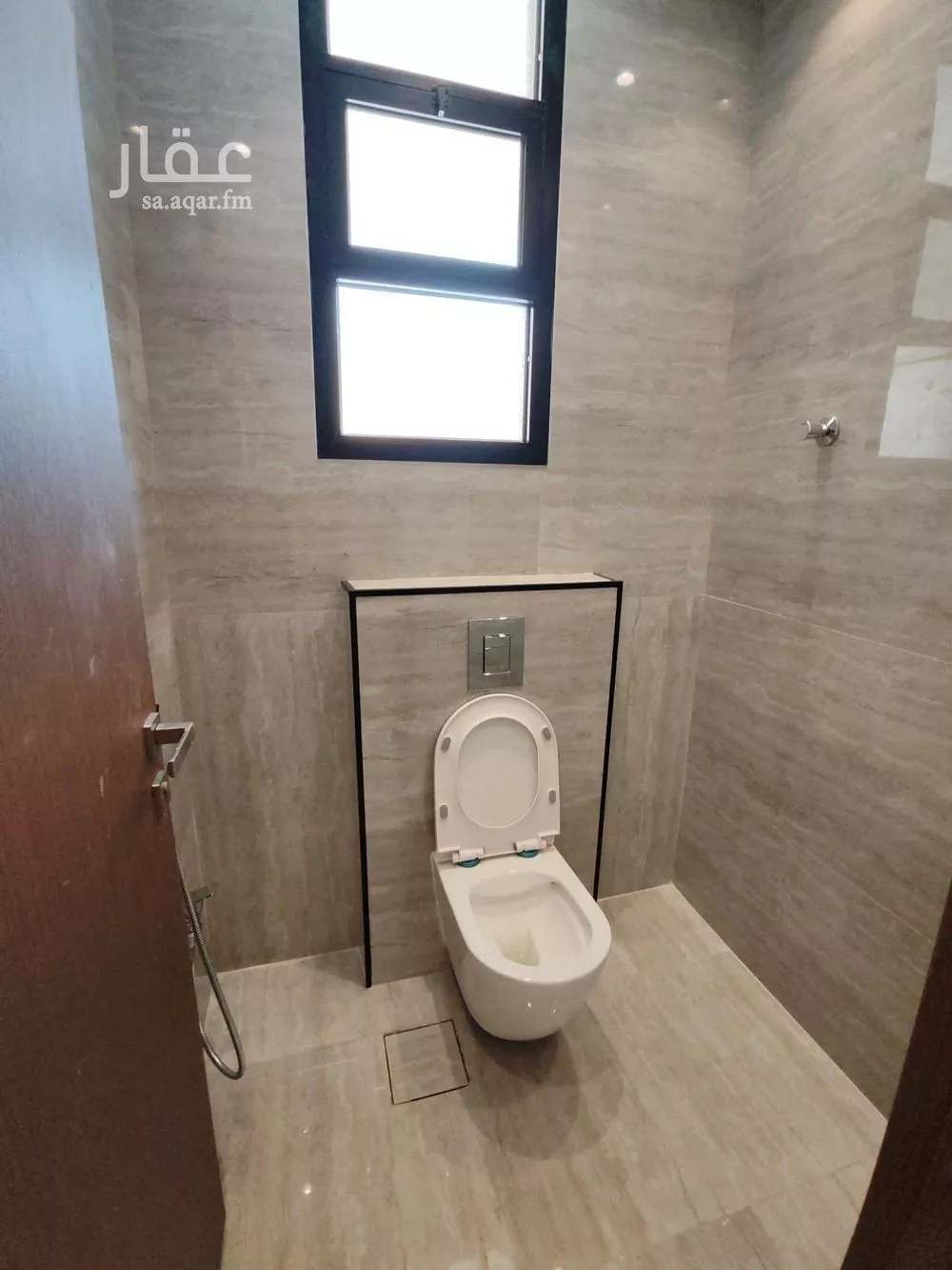 6 bedroom villa in Al Rimal 6