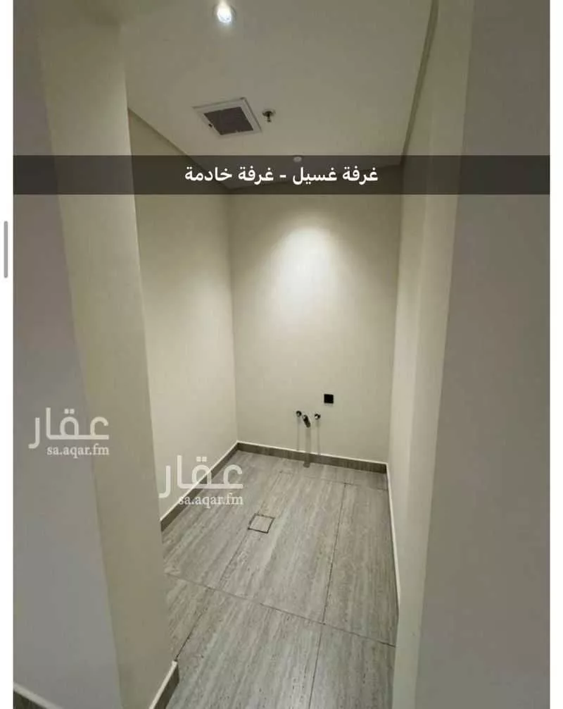 شقة 3 غرف في العقيق 10
